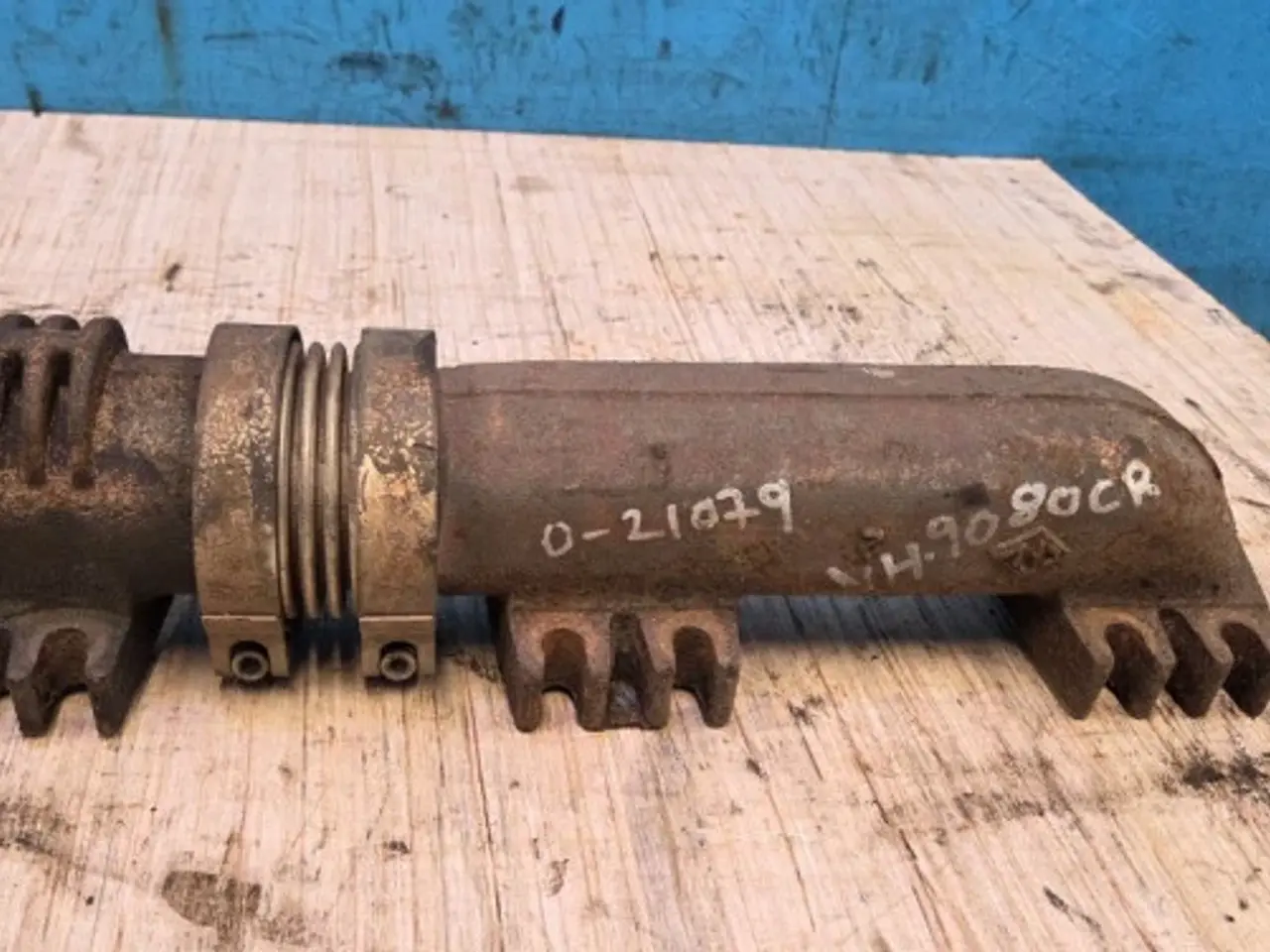 Billede 5 - Case 9010 Udstødningsmanifold 504046508