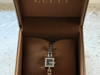 Super flot Gucci 102G Mini dameur med diamanter