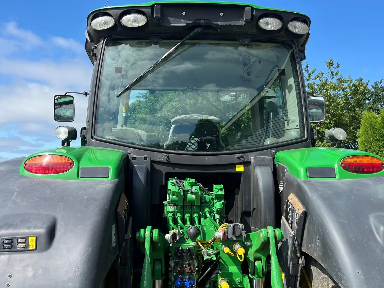 Billede 6 - John Deere 6215R Med frontlift og frontPTO