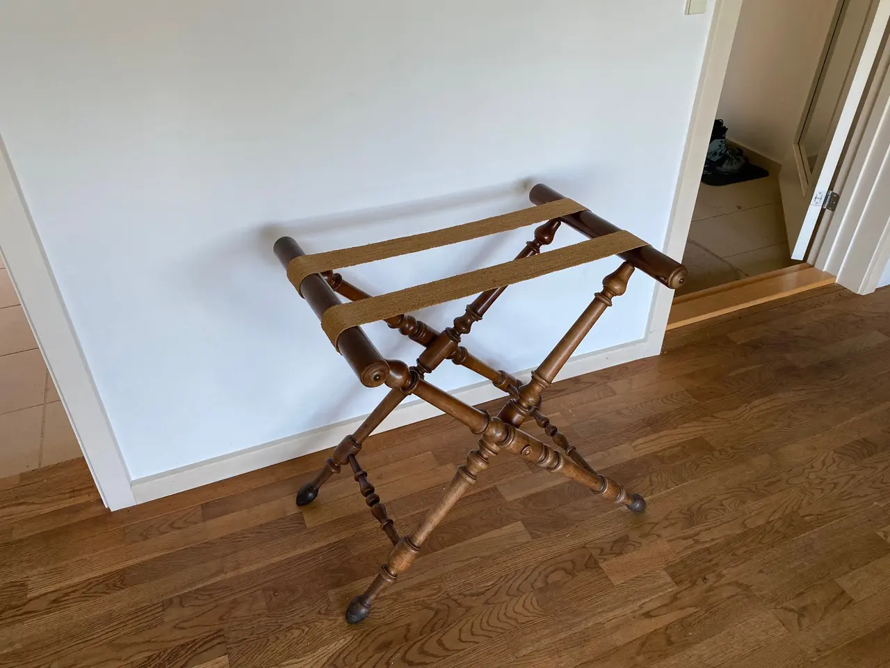 Billede 2 - Bakkebord / Serveringsbord