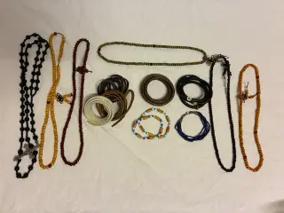 Halskæder og armbånd