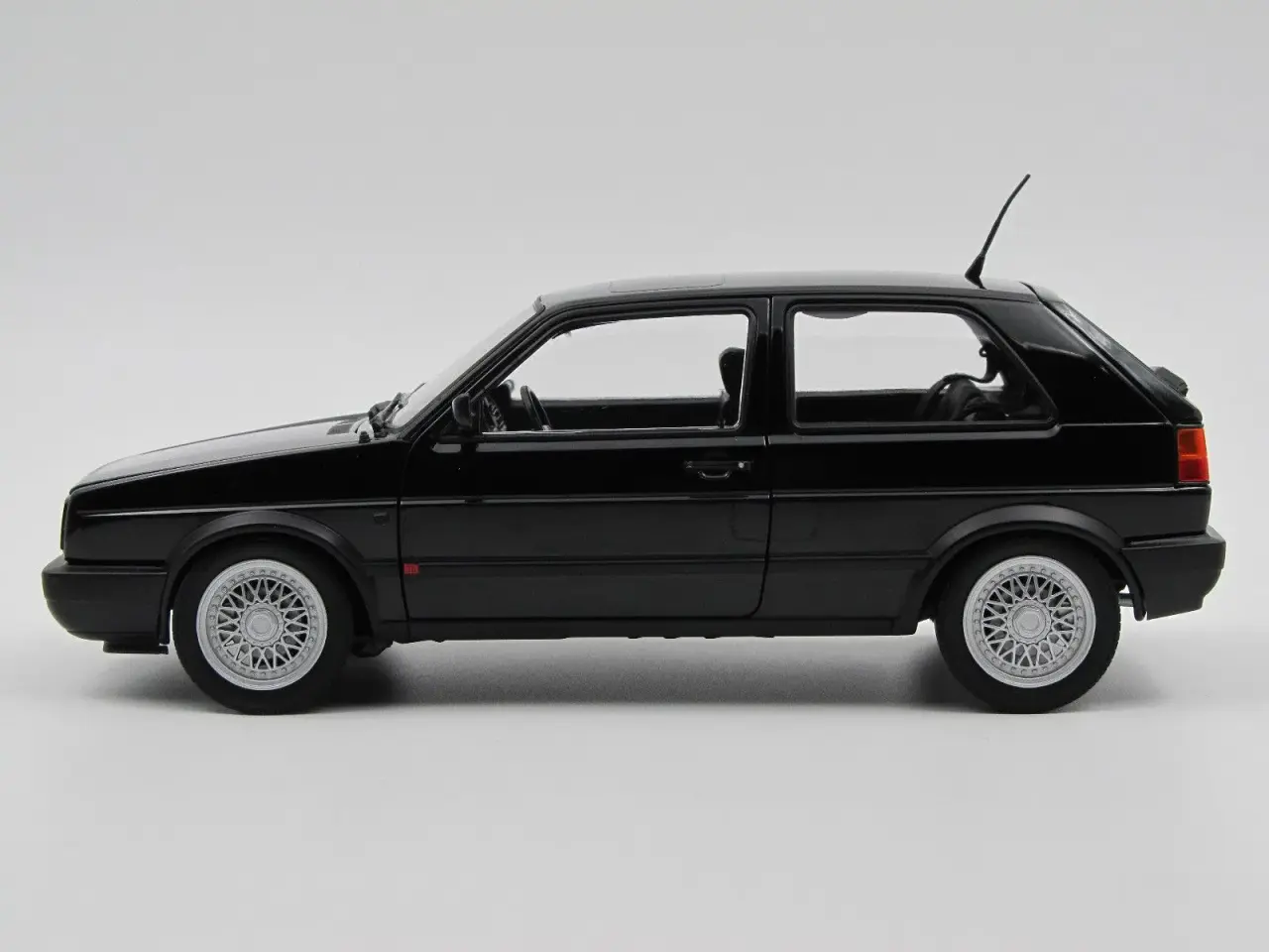 Billede 2 - 1990 VW Golf III GTI G60 1:18 Sjælden udbudt