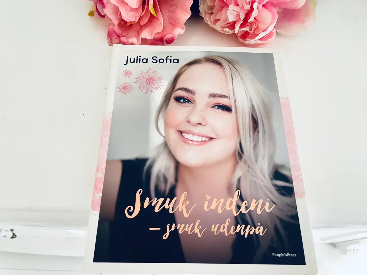 Billede 1 - Julia Sofia smuk indeni - smuk udenpå