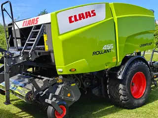 CLAAS Rollant 455 UNIWRAP