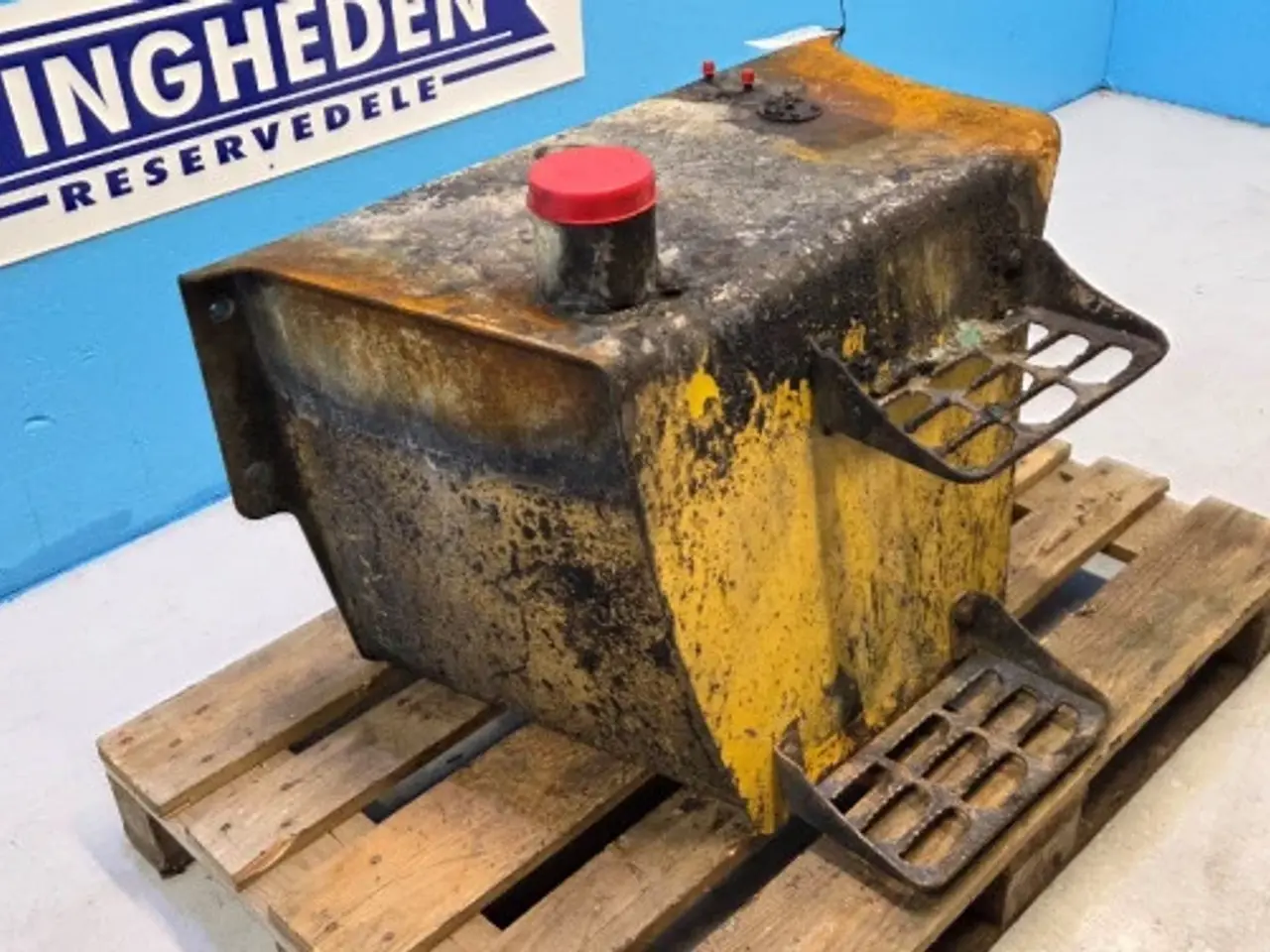 Billede 3 - New Holland LB115B Dieseltank 84262236