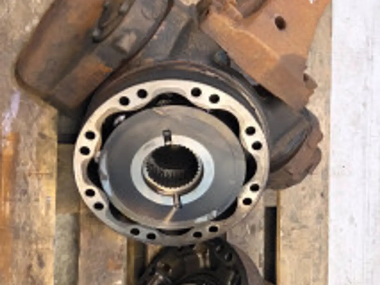 Billede 14 - New Holland CR9.90 Spindel L. 87281652