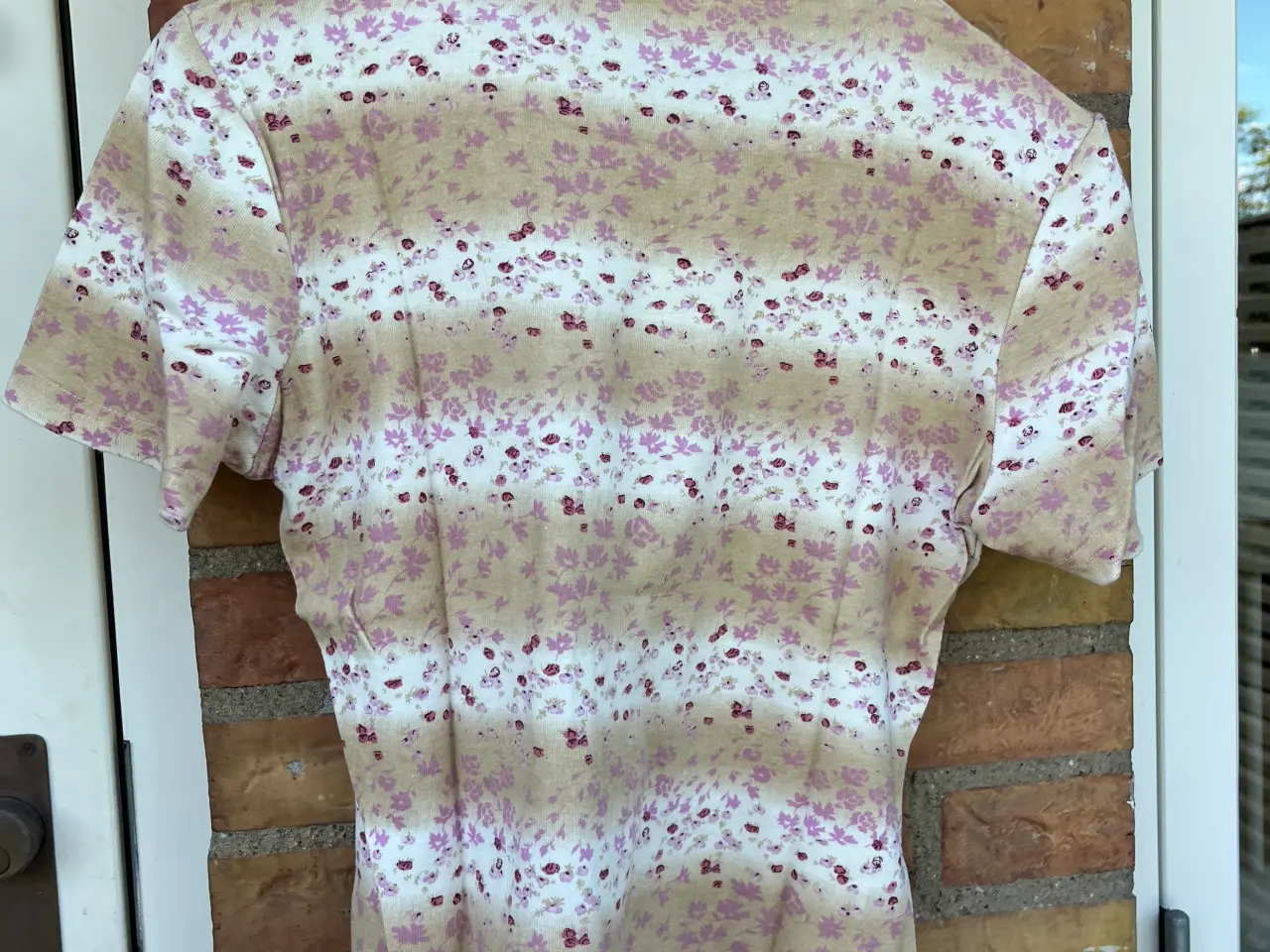 Billede 2 - T-shirt