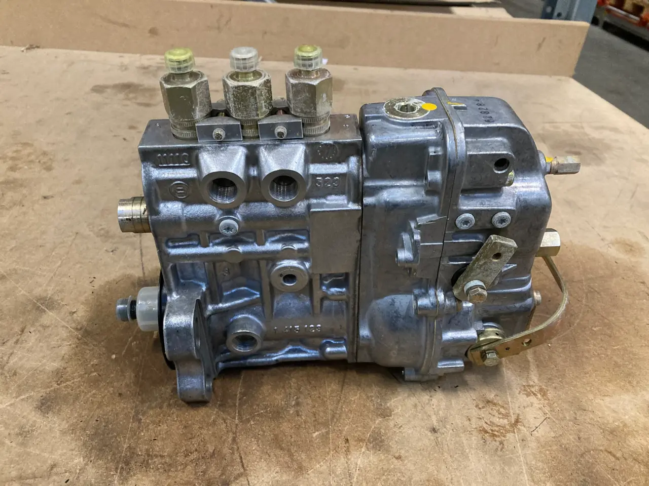 Billede 4 - Bosch Brændstofpumpe ( Deutz )