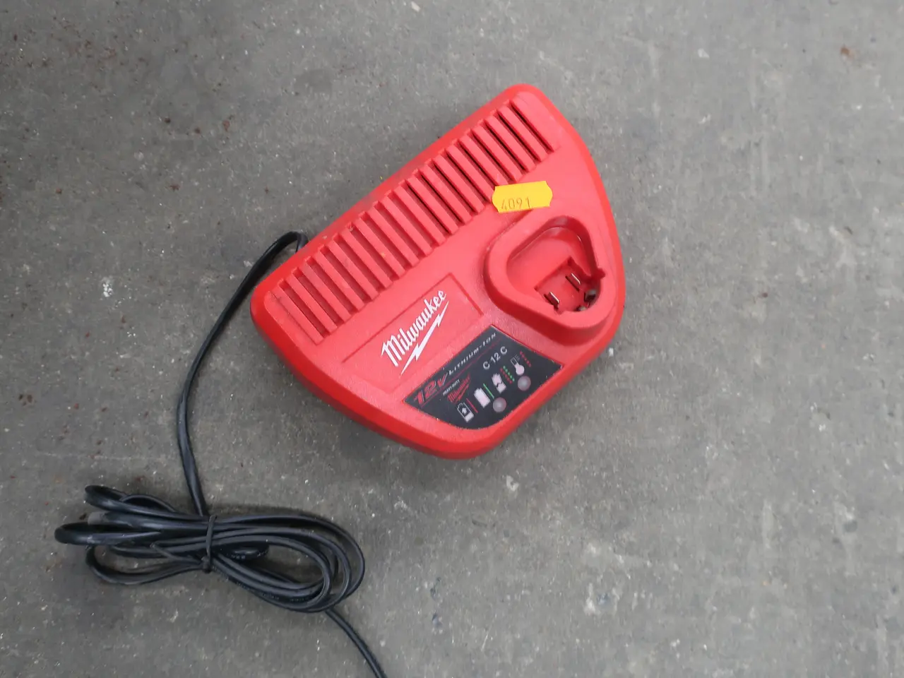 Billede 1 - Lader MILWAUKEE