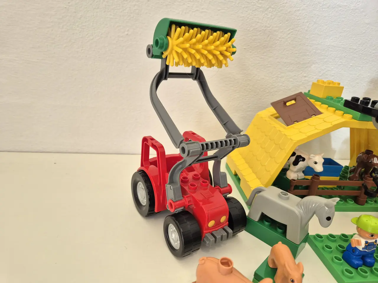 Billede 3 - Duplo Bondegård, Dyr, Traktor, Bygningsdele samt f