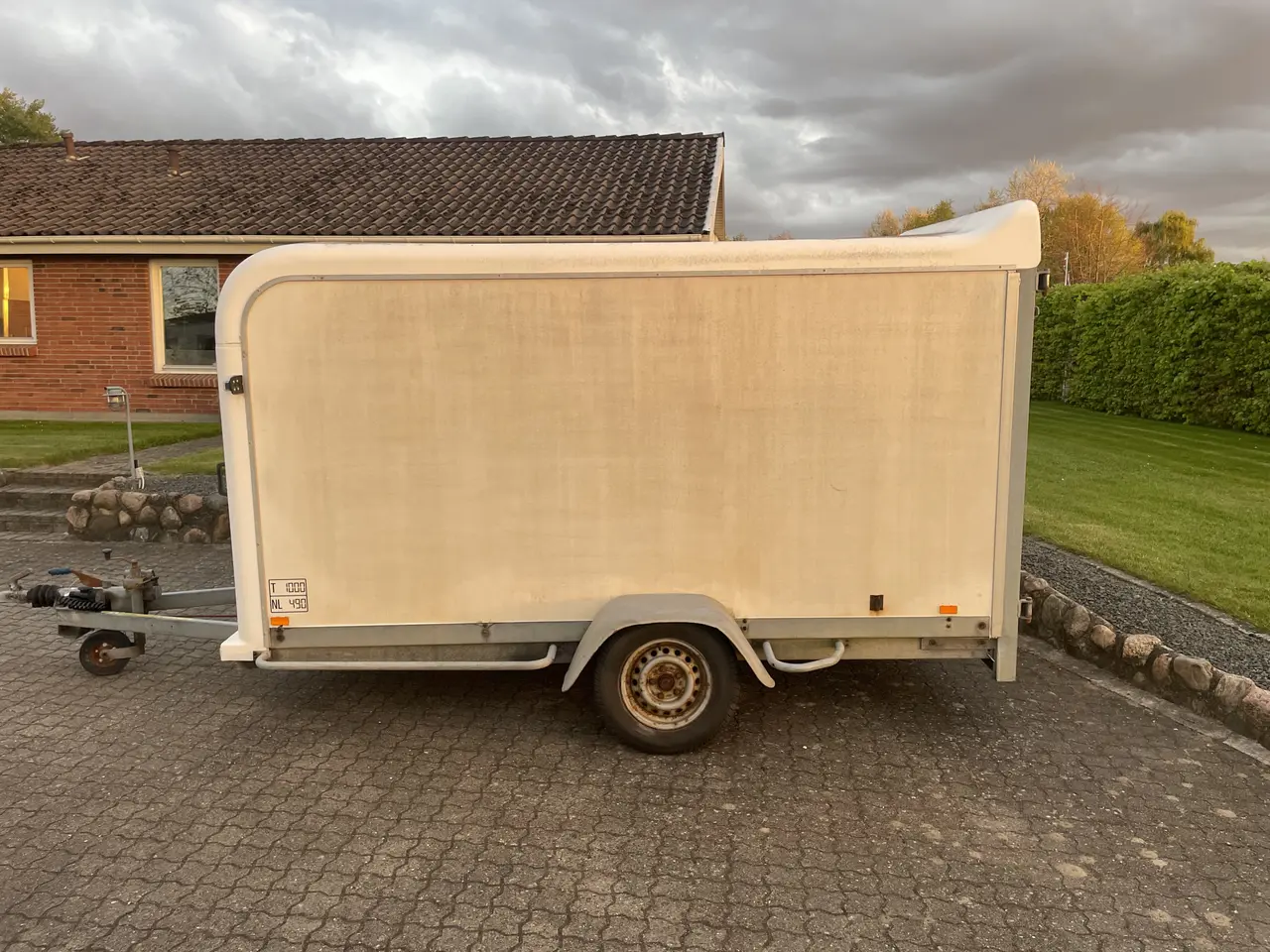 Billede 4 - Airdynamisk lukket trailer