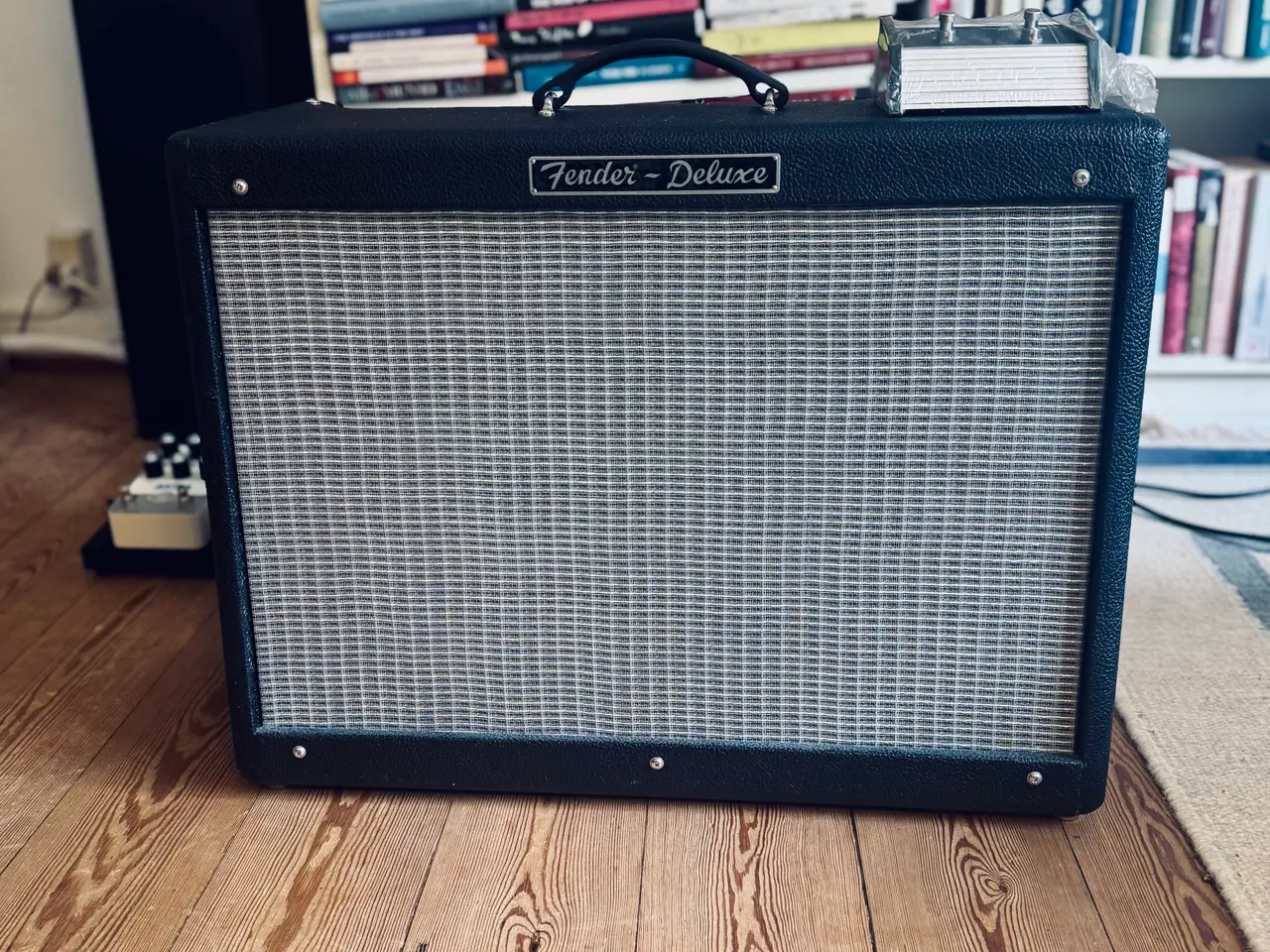 Billede 1 - Fender Hot Rod Deluxe + original footswitch + SKB