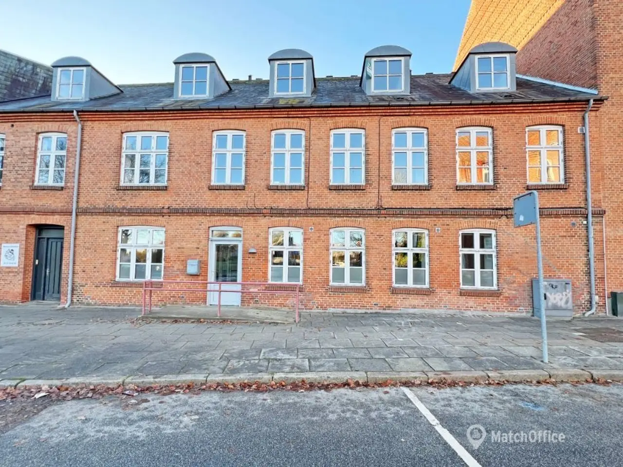 Billede 1 - Kontor- / kliniklokaler i centrum af Viborg - i alt ca. 140 kvm