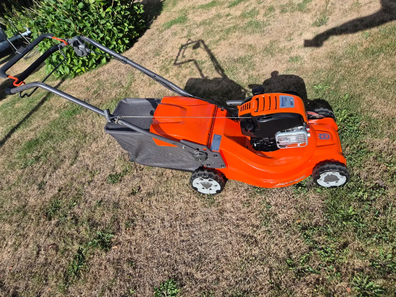 Billede 5 - Husqvarna plæneklipper 
