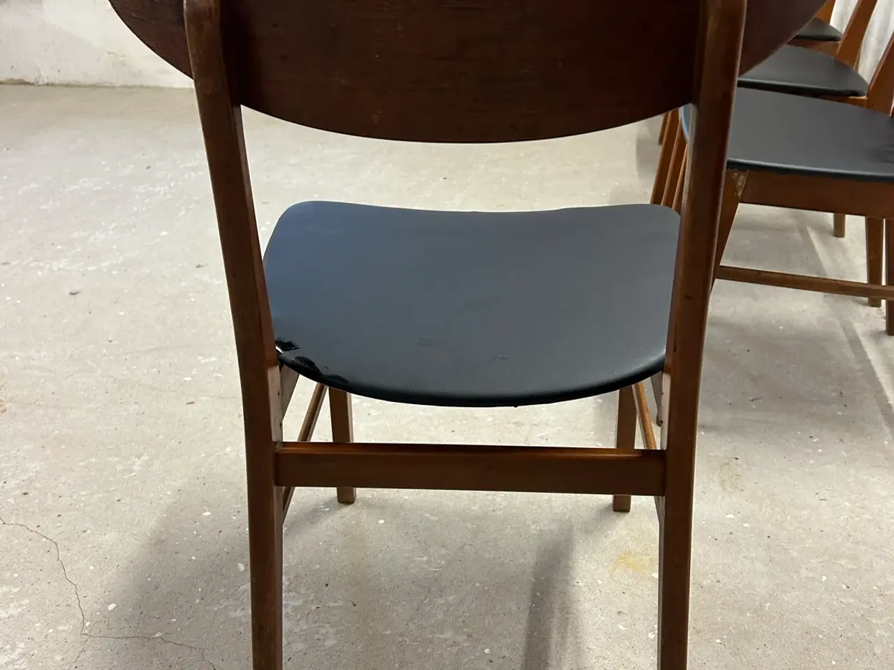Billede 5 - SÆT PÅ 6 VINTAGE SPISESTOLE – FARSTRUP MODEL 210
