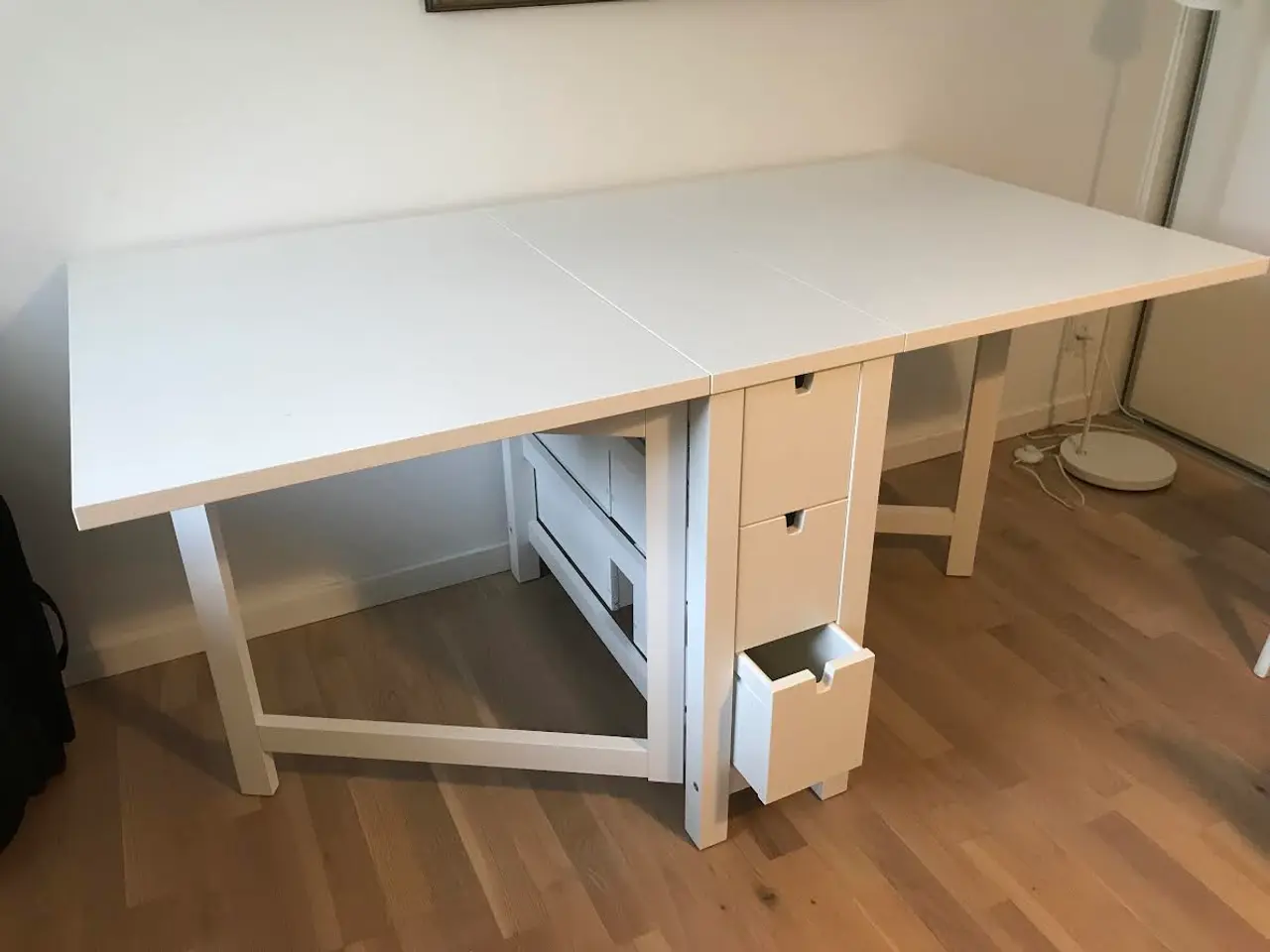 Billede 1 - Spisebord/arbejdsbord