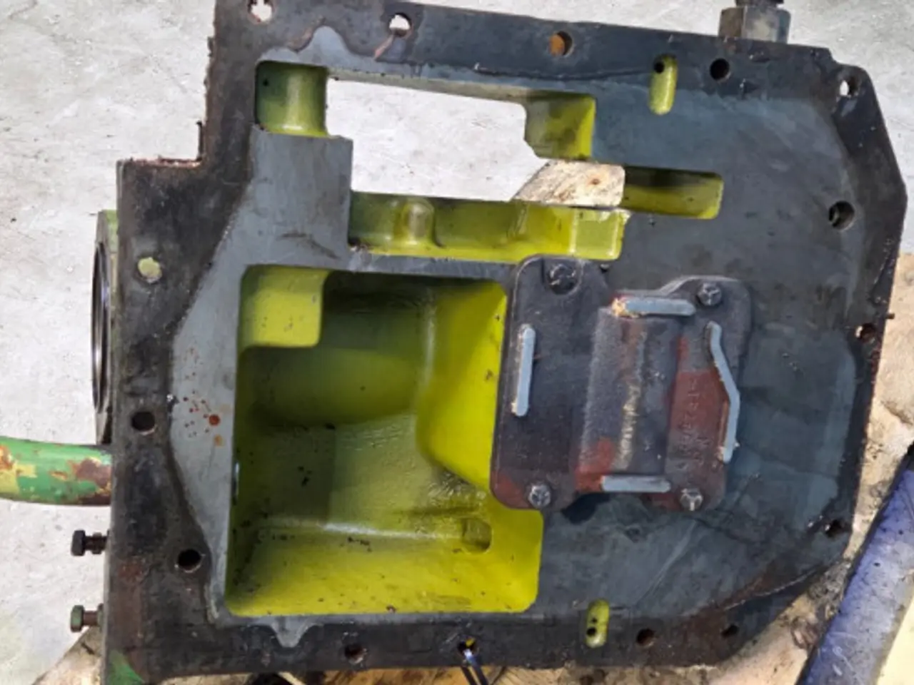 Billede 8 - John Deere 4040 Dæksel AR74108