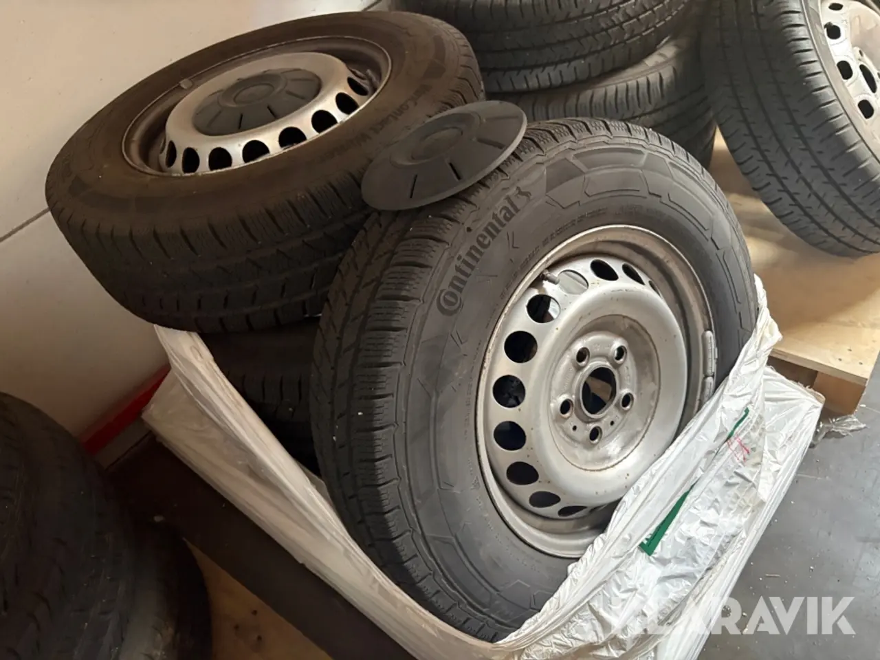 Billede 2 - Vinterdæk Continental 205/75R16C - 4 styk