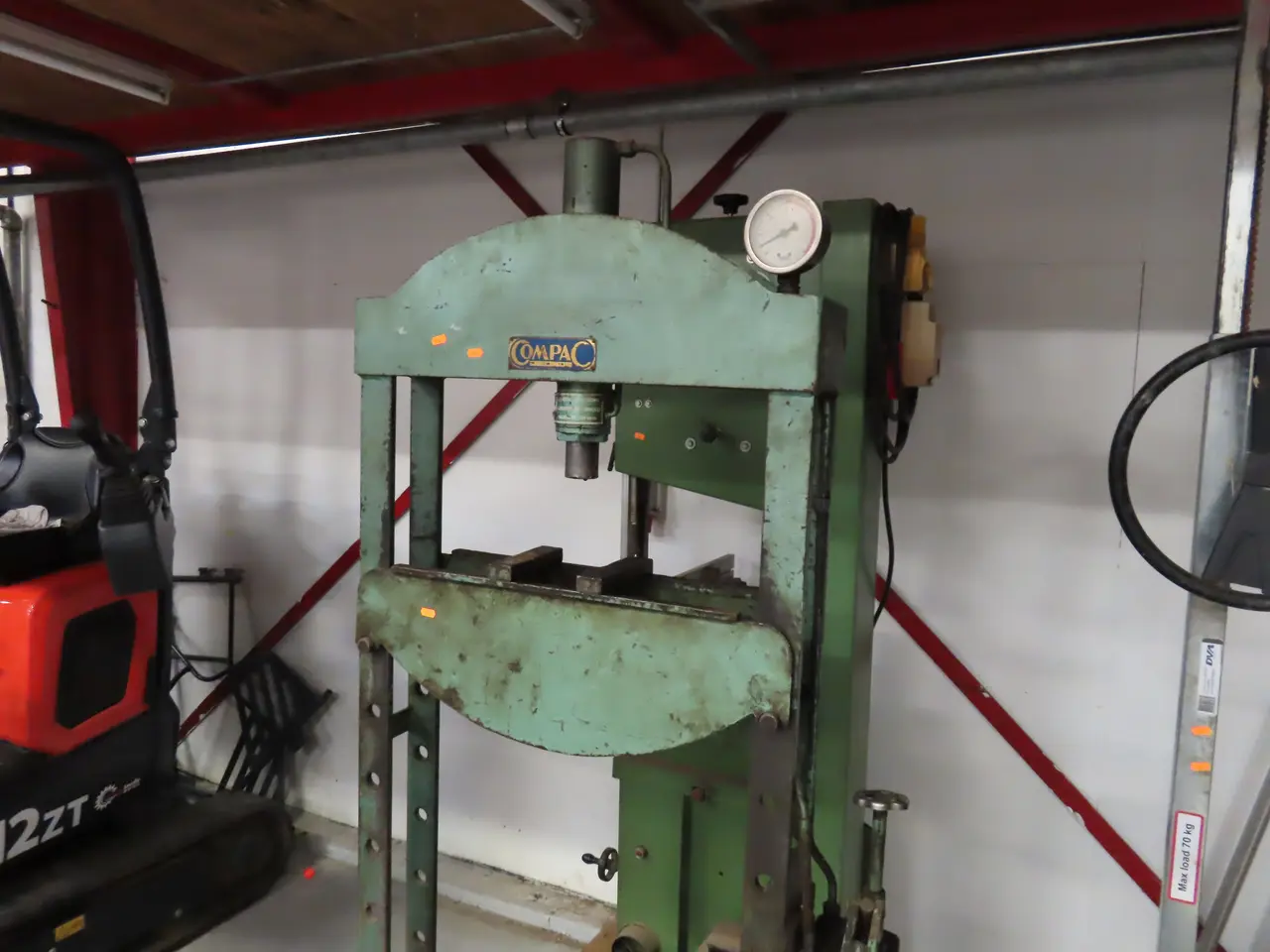 Billede 2 - Hydrauliskpresse COMPAC P 15