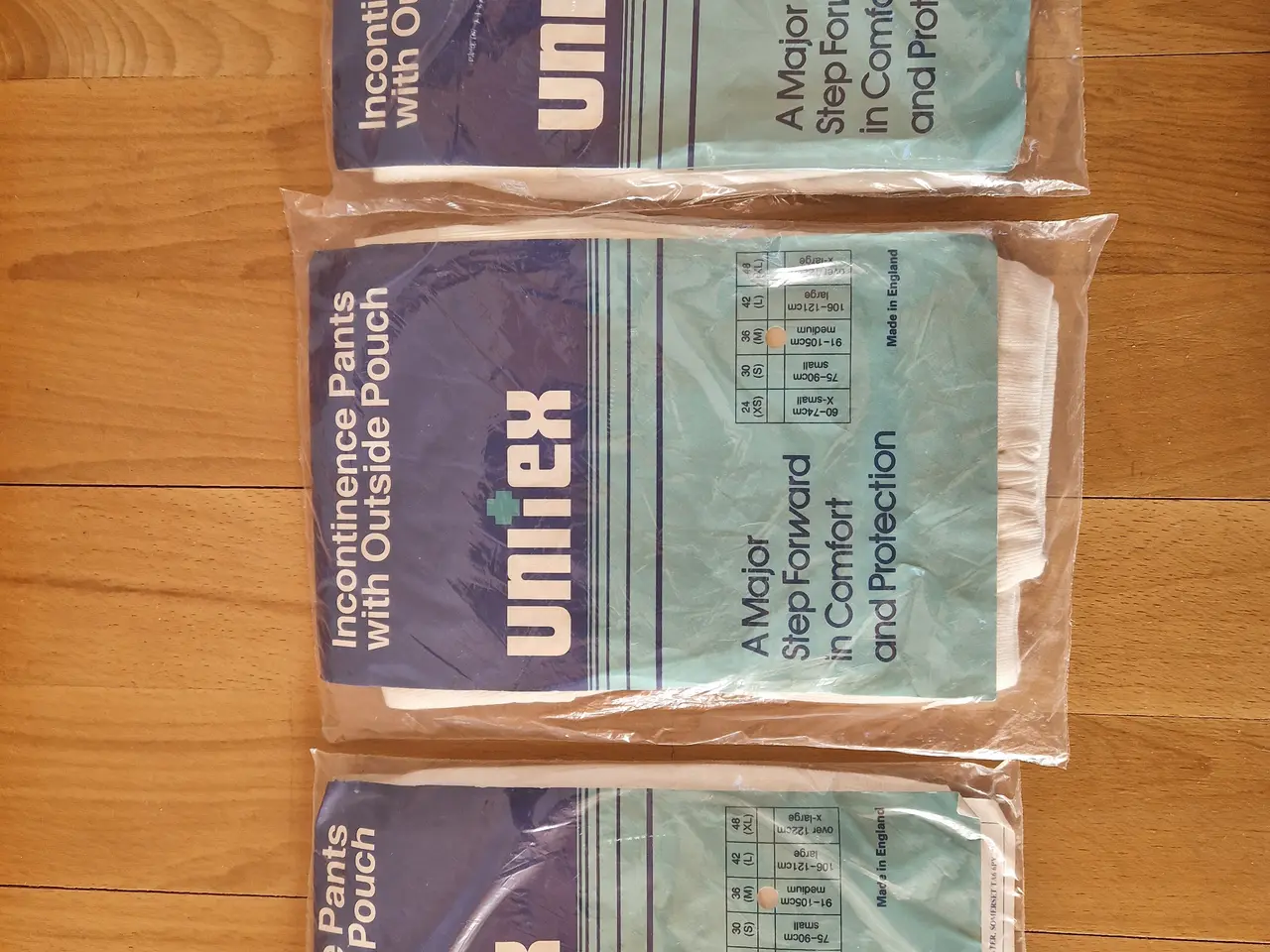 Billede 1 - Incontinence damebukser str. 36 3 par for 75 kr.