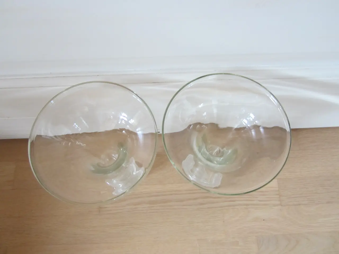Billede 3 - 2 fine glas lysestager ca 22 cm i højden