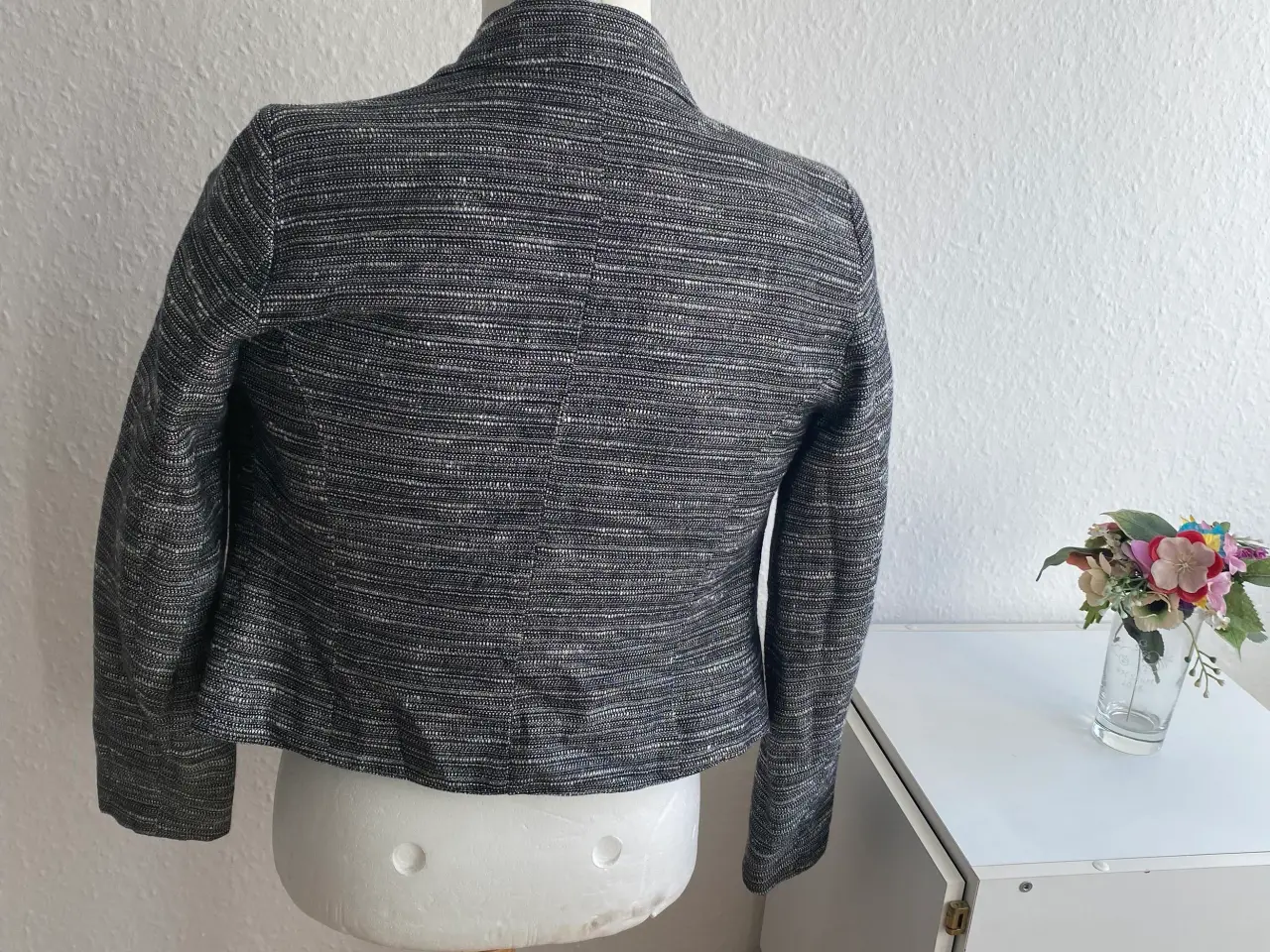 Billede 6 - Glimmer grå blazer