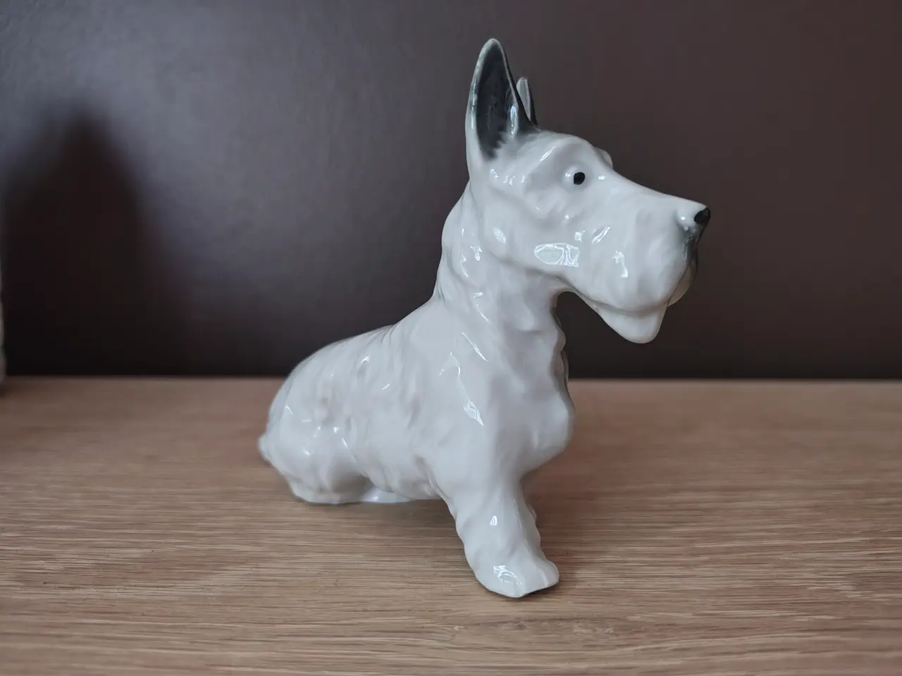 Billede 2 - Sød lille porcelænshund