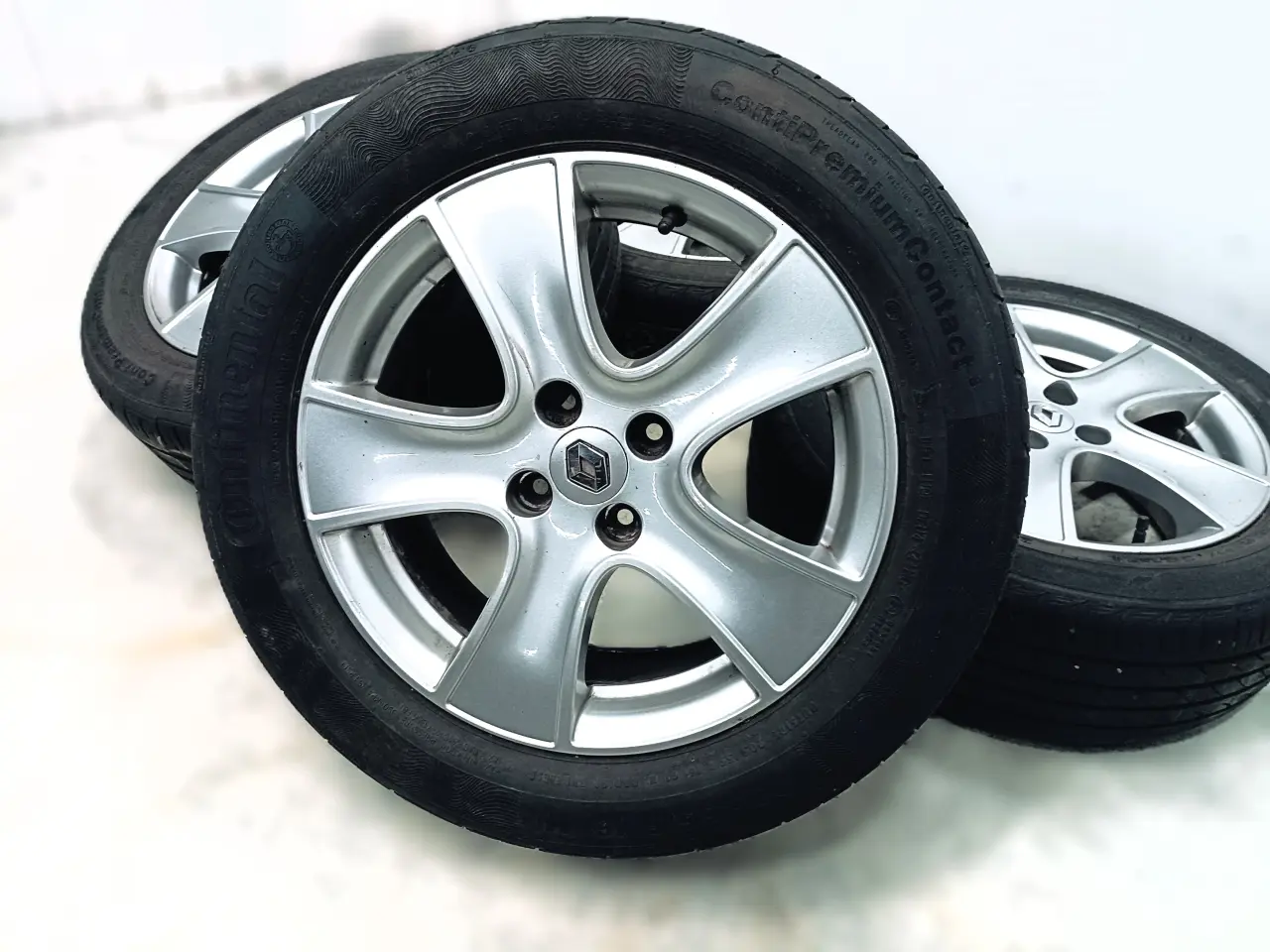Billede 6 - 4x100 16" ET44 nav 60,1ø Renault sommersæt