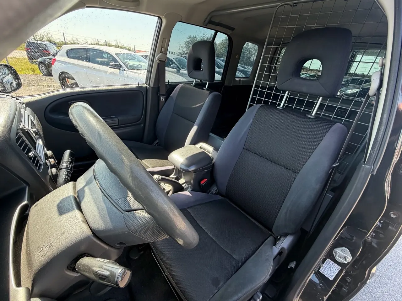 Billede 12 - Suzuki Grand Vitara 2,0 m\ aircondition 4x4 128HK Van
