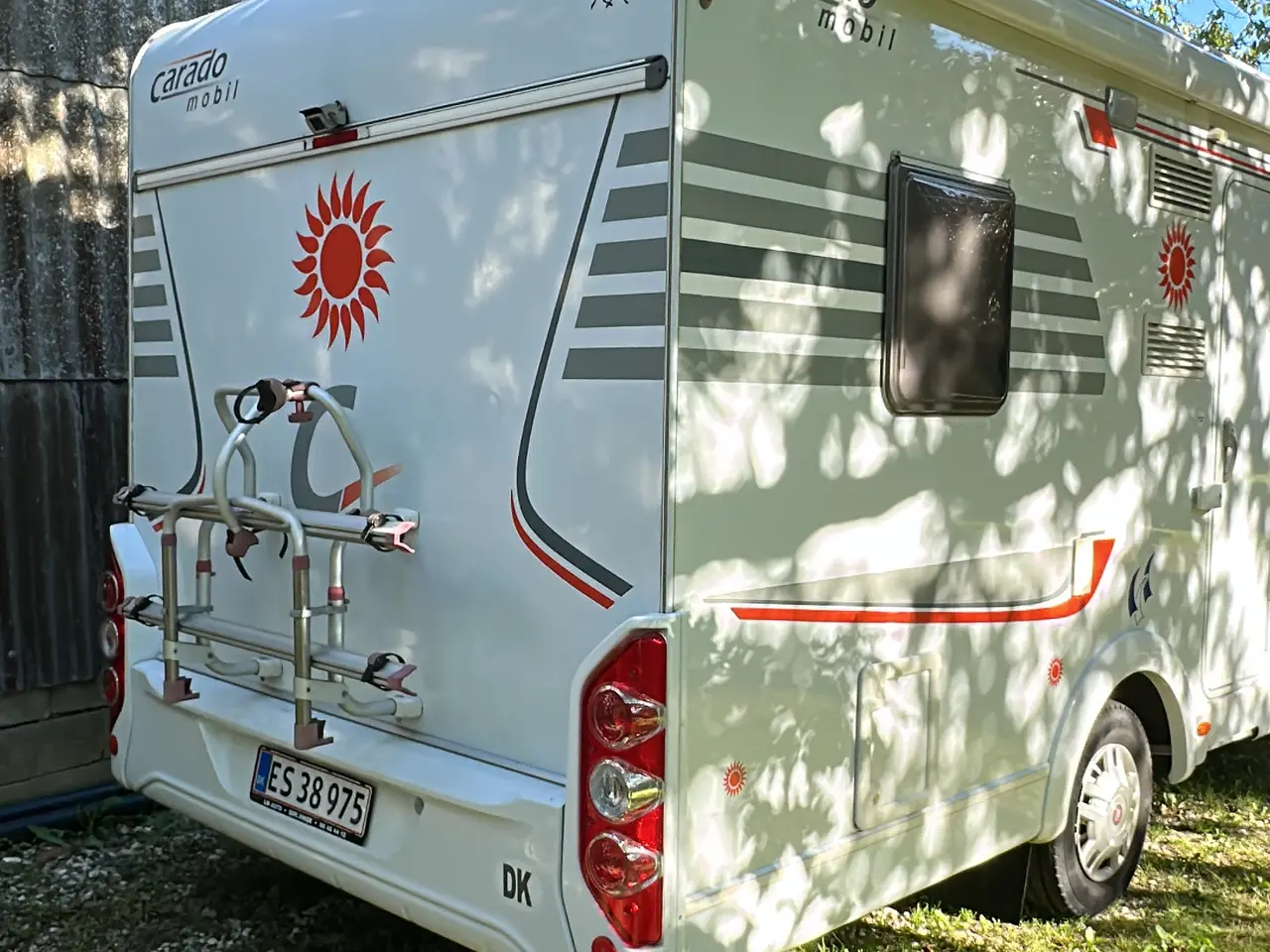 Billede 3 - Velholdt autocamper med 99.775 km, fransk seng, sæ