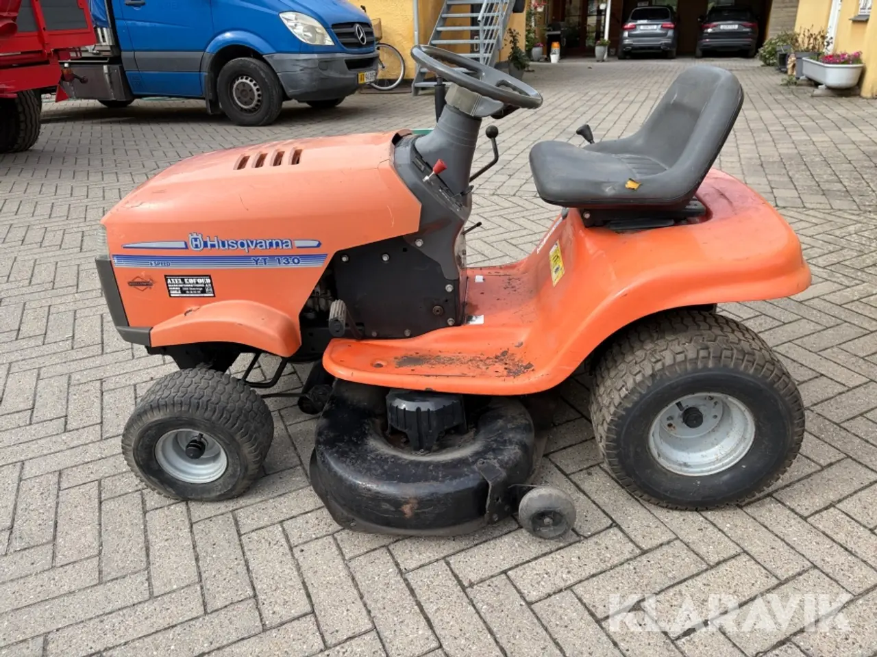 Billede 8 - Græsslåmaskine Husqvarna YT 130