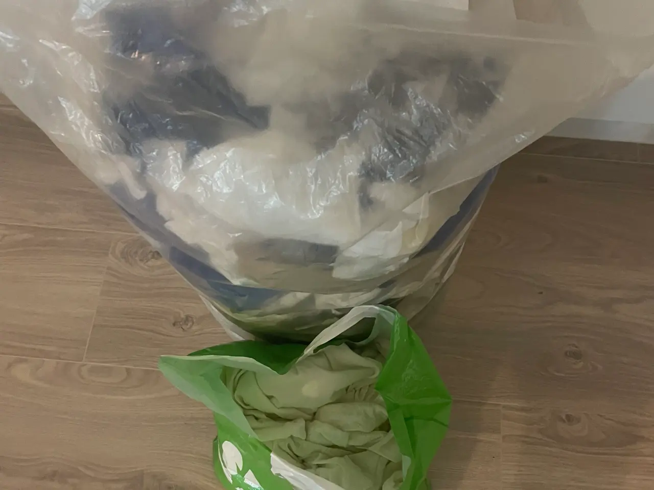 Billede 2 - Indpakning til flytning