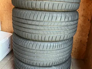 Sommerdæk str 225/40R18