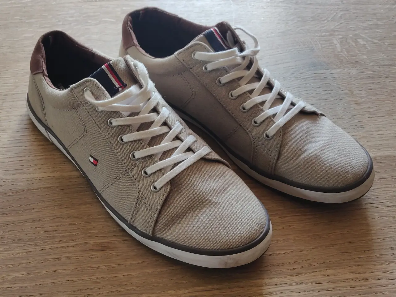 Billede 1 - Lækre Hilfiger sneakers