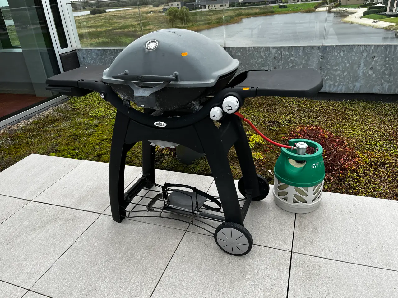 Billede 1 - Gasgrill inkl. Gasflaske WEBER Q 3200
