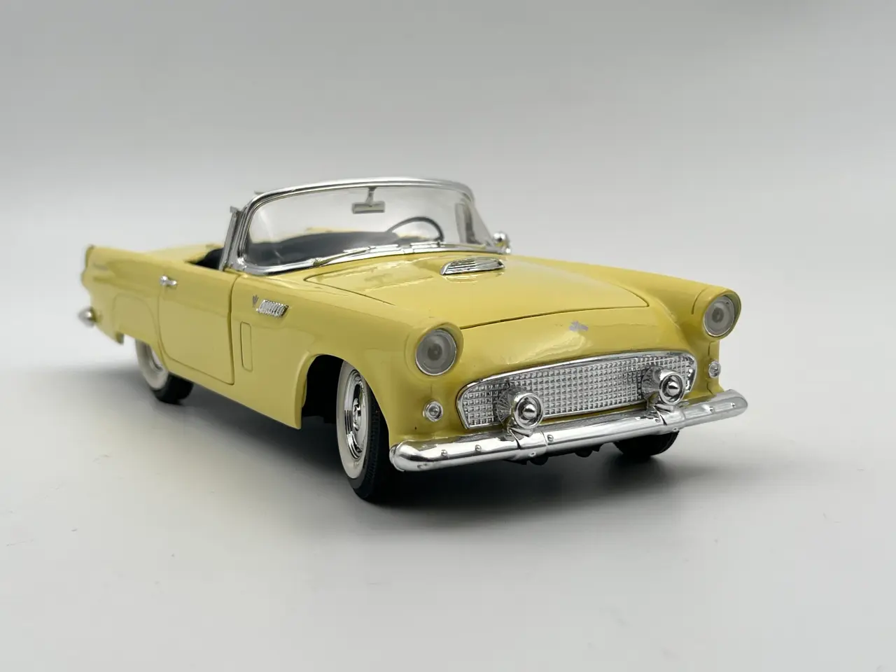 Billede 8 - 1955 Ford Thunderbird Convertible 1:18