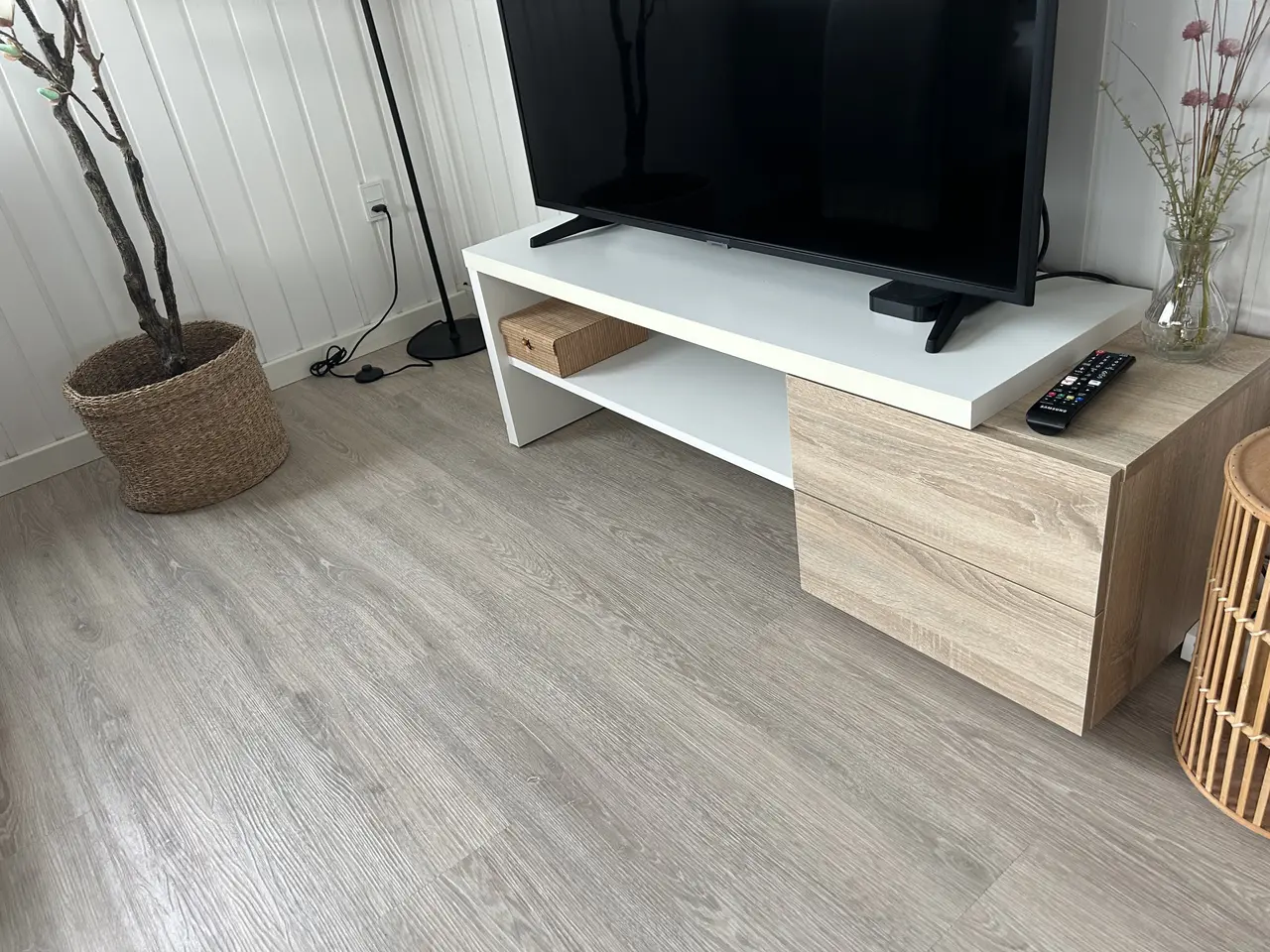 Billede 2 - Samsung TV inkl TV bænk