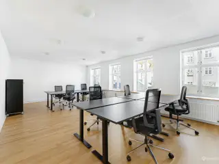 Kontorsuite til 4 personer