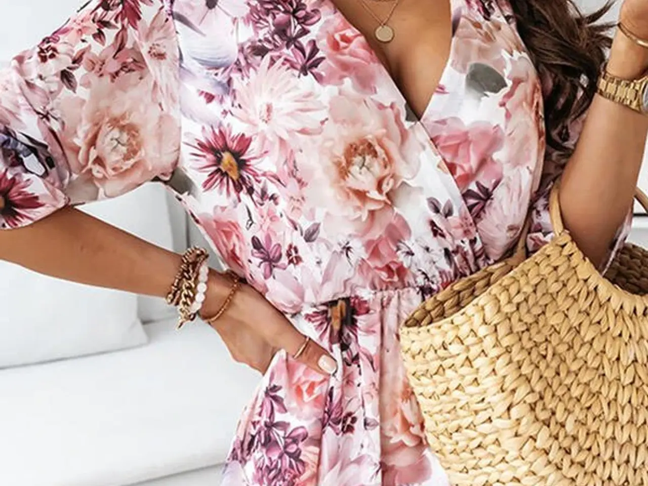 Billede 3 -  kjole i rosa Chiffon /Blomstret. i Medium og XL