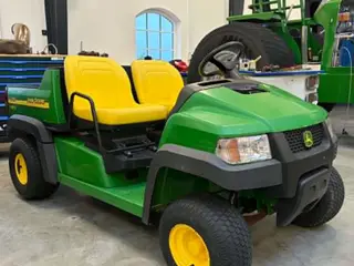 John Deere CS Gator