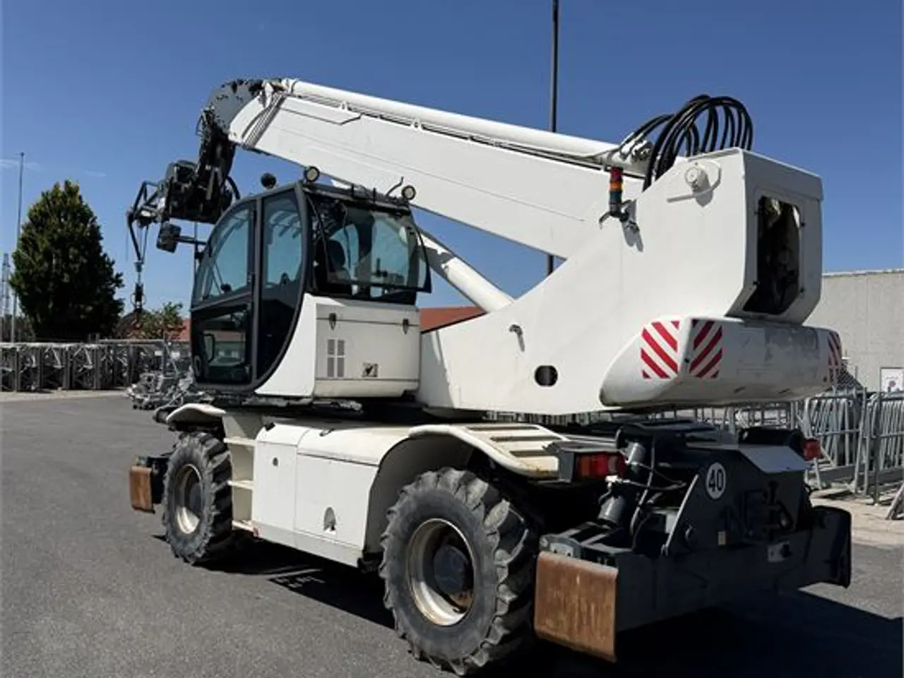 Billede 4 - Magni RTH 5.30 S / Manitou MRT 3050 - 30 m  -  roterende teleskoplæsser / rotating telescopic handler