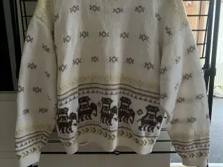 Hjemmestrikket bluse