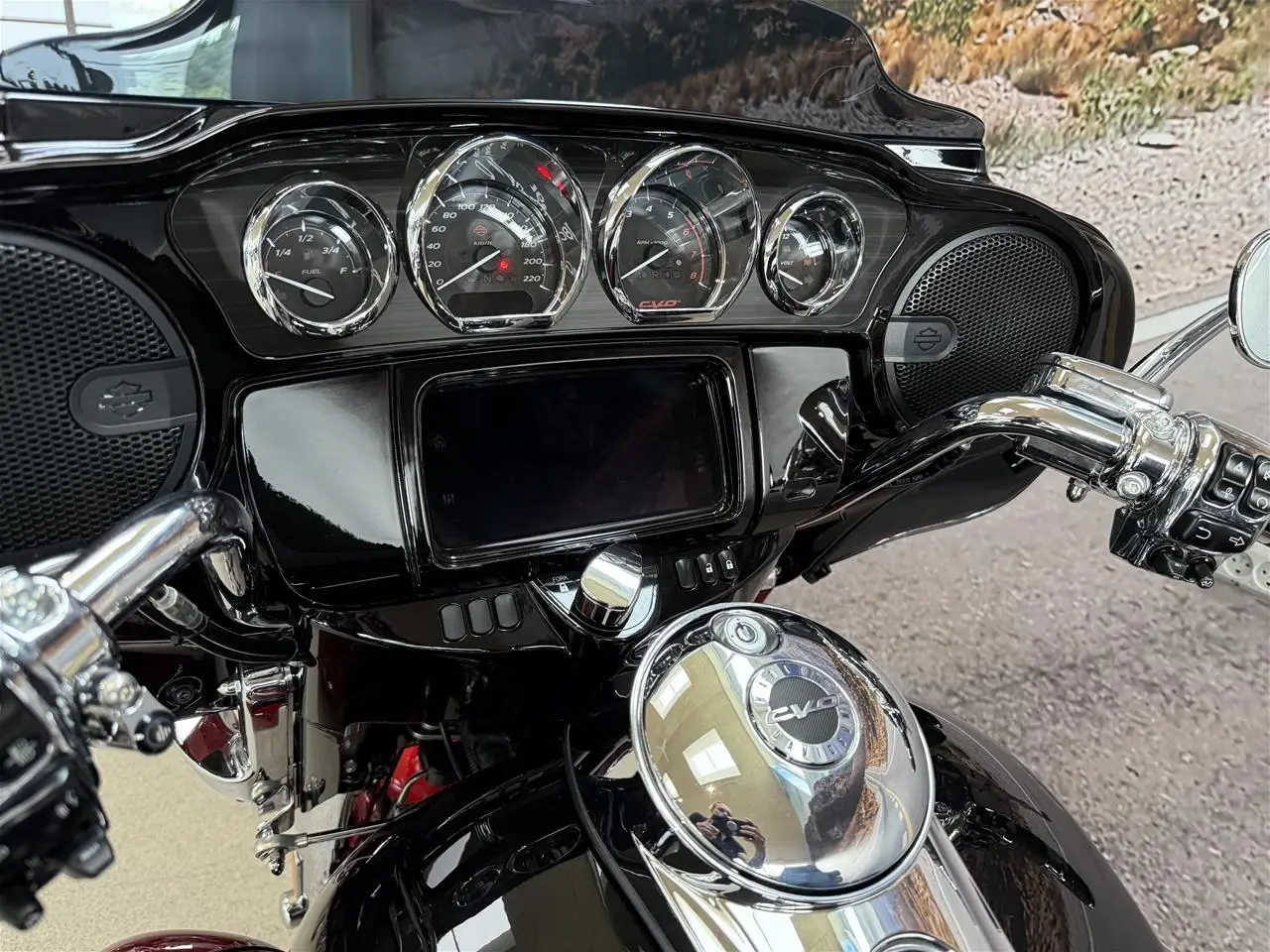 Billede 14 - Harley-Davidson FLHTCUTGSE Tri Glide Ultra CVO 117" Trike