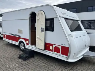 2015 - Kabe Classic 520 XL KS   Fortelt: Isabella Ambassador Crown, mover, ALDE centralvarme, vandbåret gulvvarme, stort køleskab, stabilisator, rundsiddegruppe