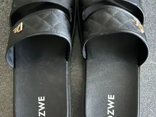 Sandal i str 39