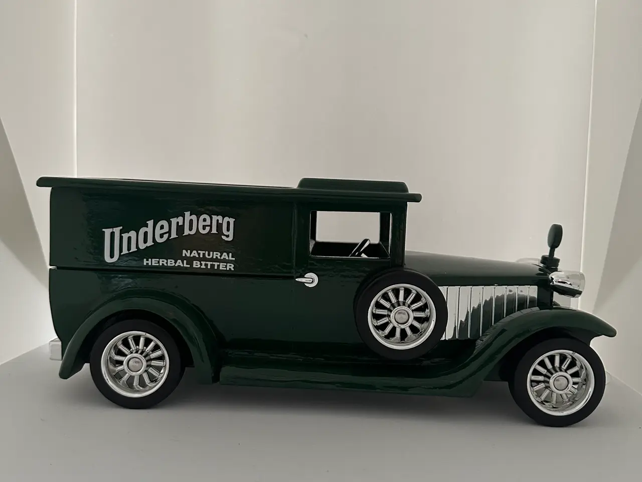 Billede 2 - Underberg bil med hænger
