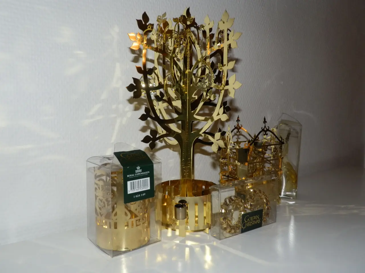 Billede 5 - Royal Copenhagen, Golden Christmas julepynt.