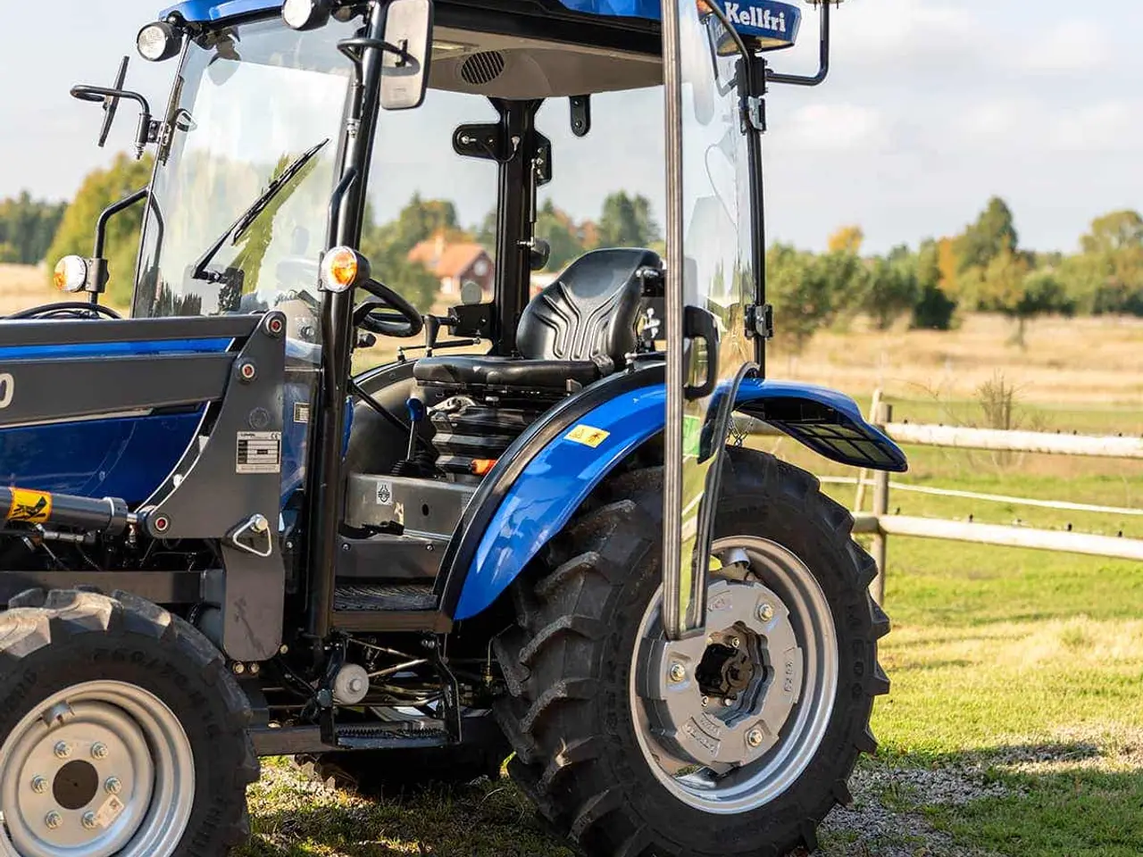 Billede 7 - Traktor Lovol 25 hk med frontlæsser, Stage V