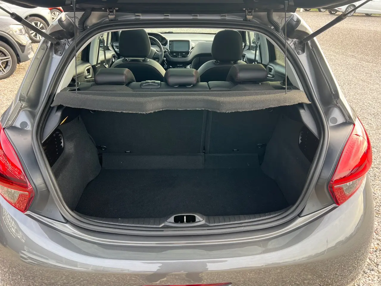 Billede 8 - Peugeot 208 1,6 BlueHDi 100 GT Line Sky