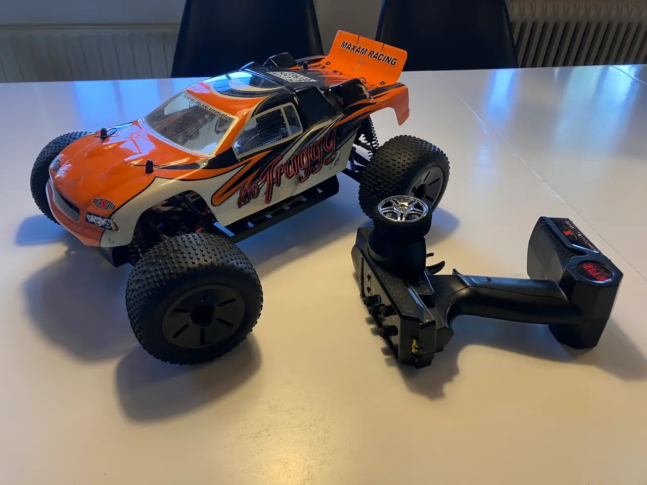 Billede 2 - Fjernstyret bil Maxam R10 Truggy